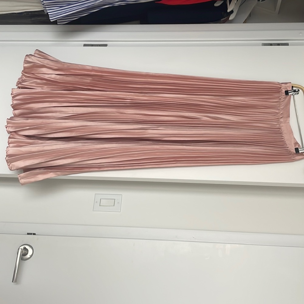Maxi satin skirt light pink size S